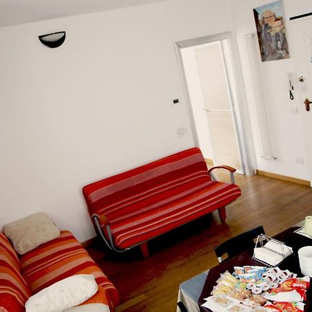 B&B La Luna Dal Borgo Iesi Exterior photo